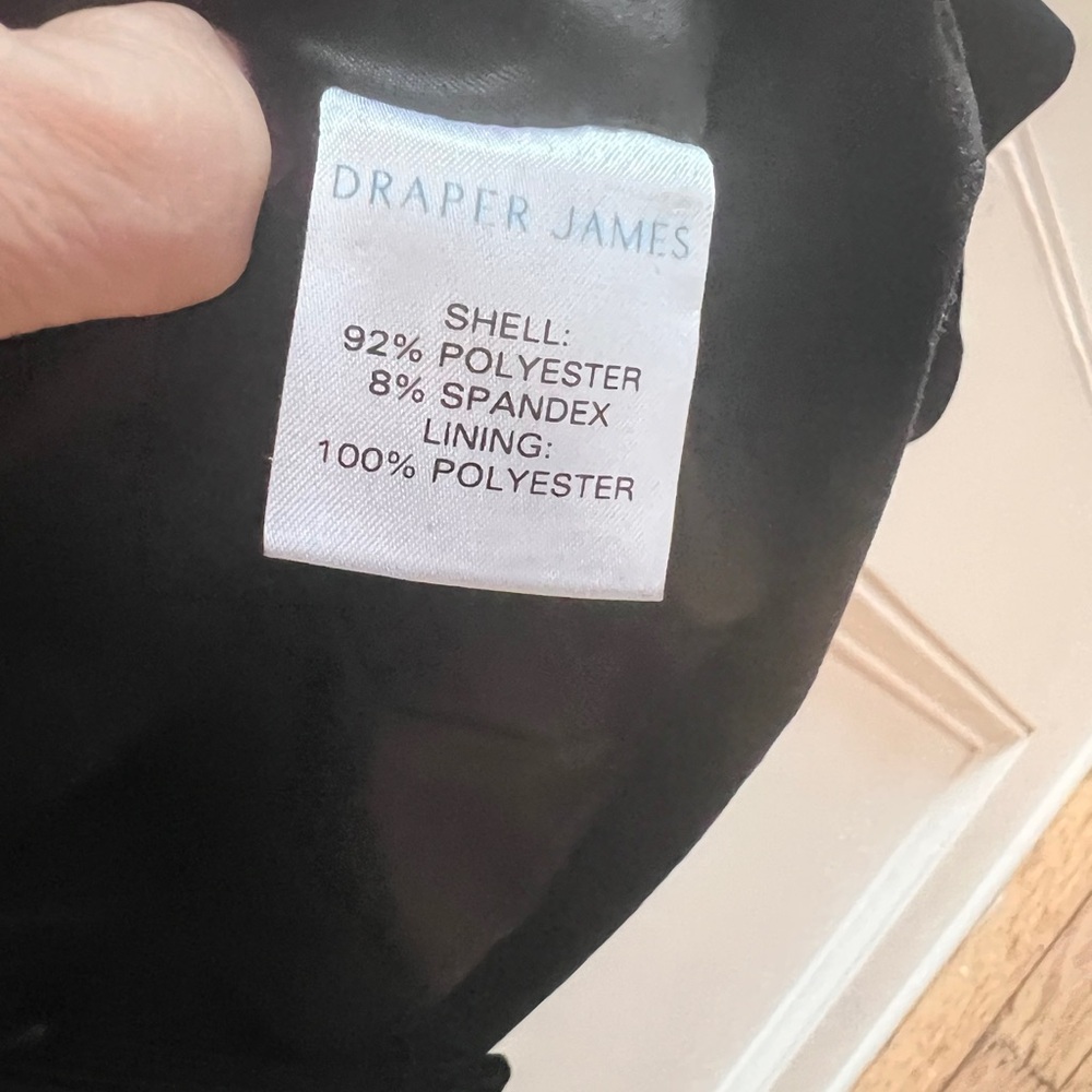 Draper James Black Velvet Blazer | Size 0 | Tailored Fit - Picture 4 of 6